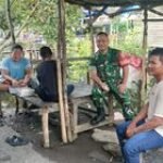 Metode Gelar Komsos, Babinsa Sertu Taufik Hidayat Ciptakan Stabilitas Kamtibmas Tetap Aman Dan Kondusif Di Wilayah Binaan