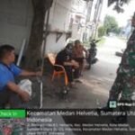 BABINSA KELURAHAN HELVETIA MELAKSANAKAN KOMSOS DENGAN TOKOH MASYARAKAT WILAYAH BINAANNYA