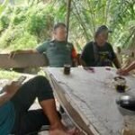 BABINSA DESA BATU MBELIN JALIN SILATURAHMI DENGAN WARGA BINAAN