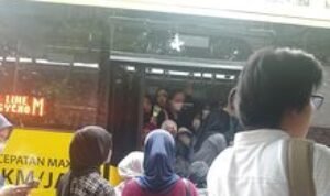 Refleksi di Tengah Gempuran Gaya Hidup Konsumtif