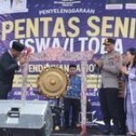 Kapolres Toba AKBP V.J. Parapaga Hadiri Upacara Hardiknas Tahun 2025