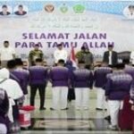 359 Jemaah Calhaj Kloter 10 Embarkasi Medan Diberangkatkan ke Tanah Suci