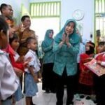 Wakil Ketua Pembina Posyandu Sumut Kunjungi Posyandu dan PAUD di Sergai