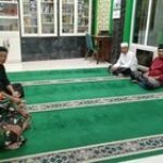 BABINSA KORAMIL 0201-06/MS MELAKSANAKAN SHOLAT SUBUH BERJAMAAH DI MASJID WILAYAH BINAAN