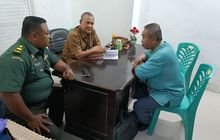 BABINSA KORAMIL 0201-06/MS JALIN SILAHTURAHMI DENGAN PERANGKAT KELURAHAN DAN TOKOH MASYARAKAT