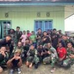 Satgaster Yonif 754 Kostrad Selenggarakan Latihan Paskriba Dalam Rangka Menyambut HUT RI Ke-80 Bagi Siswa-Siswi Distrik Sugapa