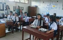 Personel Koramil 0201-02/MT Dampingi Pembagian Makan Bergizi Gratis (MBG) di Medan Timur