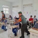 Babinsa Koramil 0201-02/MT Dampingi Kegiatan Makan Bergizi Gratis di Kecamatan Medan Timur