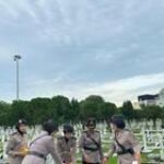 Polwan Polda Sumut Gelar Ziarah ke Taman Makam Pahlawan dalam Rangka Hari Jadi ke-77
