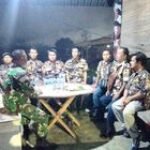 Patroli Bersama Ormas Kolaborasi,Kepedulian Babinsa Mengajak untuk Ciptakan Kamtibmas