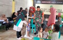 Babinsa Serda Rubiyanto Gulo Monitoring Posyandu Balita, Dukung Program Pencegahan Stunting di Medan Maimun