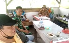 Babinsa Kopda Dedi Harismansyah Jalin Kedekatan Lewat Komsos di Medan Selayang