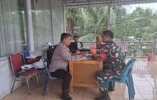 Babinsa Desa Rumah Mbacang Laksanakan Komsos Bersama Perangkat Desa dan Bhabinkamtibmas