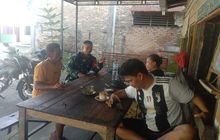 JALIN KEDEKATAN DENGAN WARGA, BABINSA KORAMIL 0201-14/PB KOMSOS DIWILAYAH BINAAN