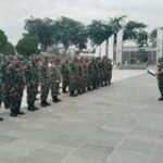 Sambut HUT TNI ke-80, Koramil 0201-04/MK Gelar Karya Bakti di Taman Makam Pahlawan