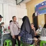 Babinsa Kelurahan Masjid dampingi kegiatan bakti sosial pemeriksaan kesehatan gratis