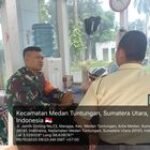 Babinsa Koramil 0201-07/MT jalin silaturahmi dengan petugas keamanan Perumahan Royal Sumatra