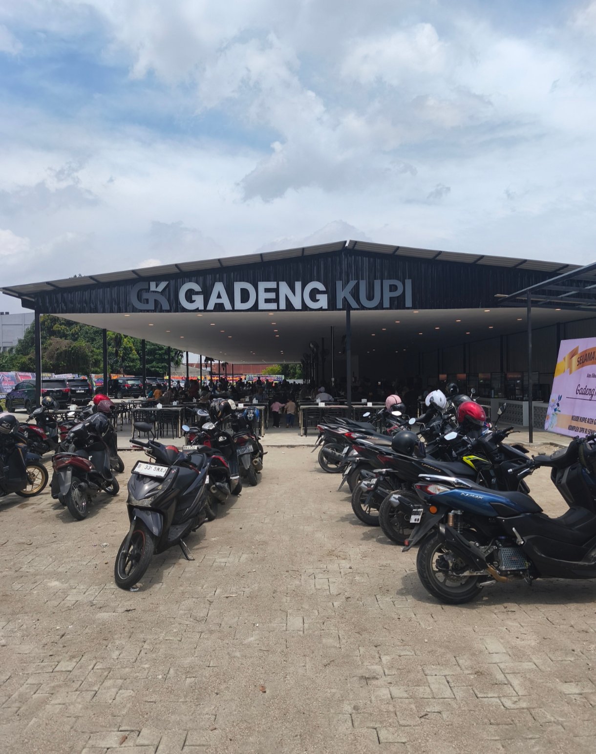 Screenshot_2025-10-31-12-09-15-697_com.miui.gallery-edit