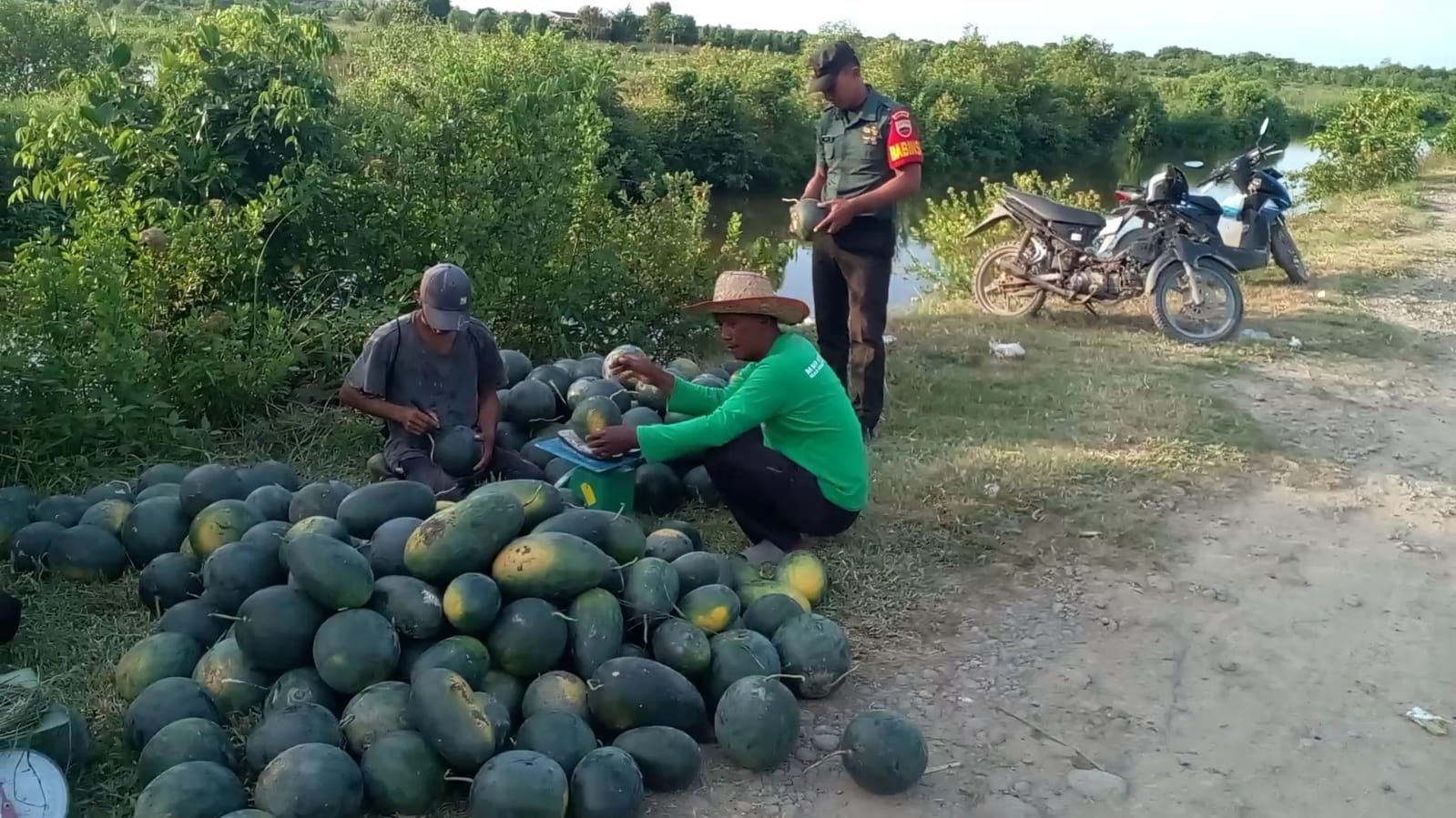 Babinsa Sertu Achyaris