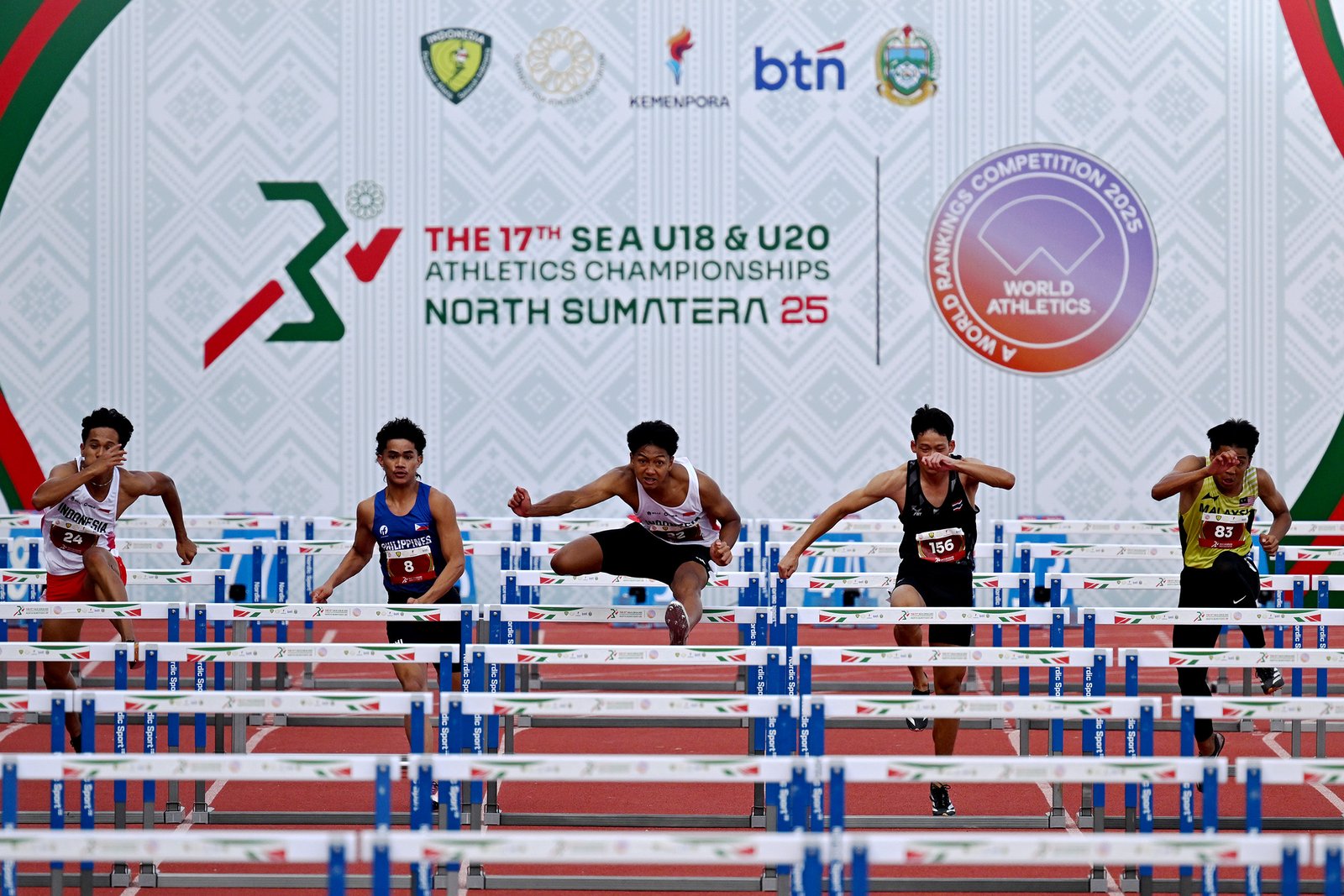 ANUGRAH SETIAWAN & ASYRAFI YUSQI - INDONESIA -LARI GAWANG 110 M- U18 (2)