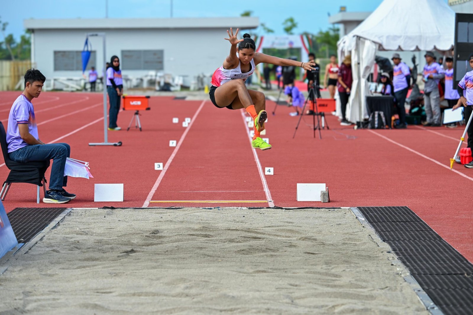 Lompat Jauh U18 Putri