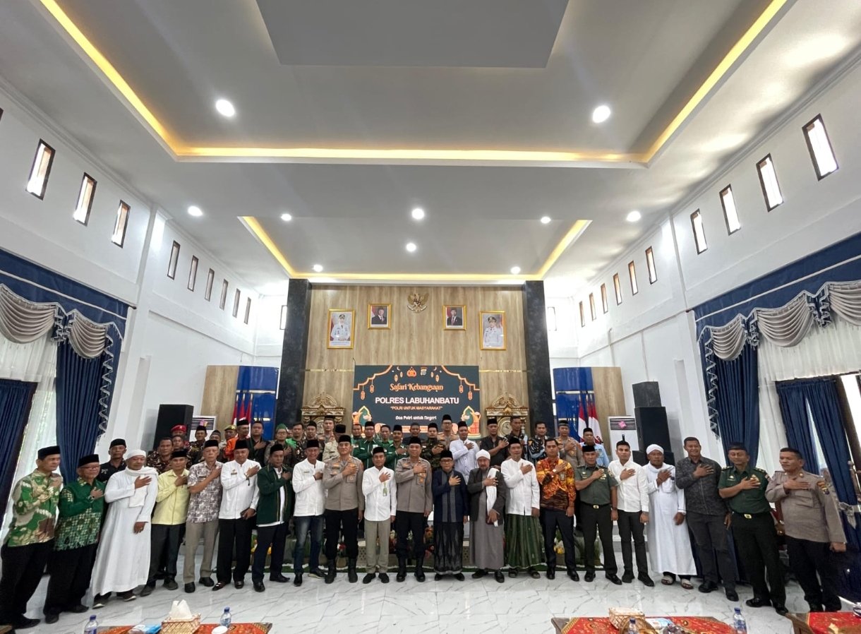 Screenshot_2025-11-13-20-02-23-378_com.whatsapp.w4b-edit