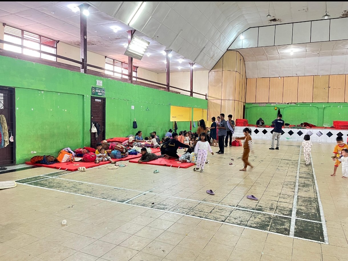 Screenshot_2025-11-15-17-59-04-573_com.whatsapp.w4b-edit