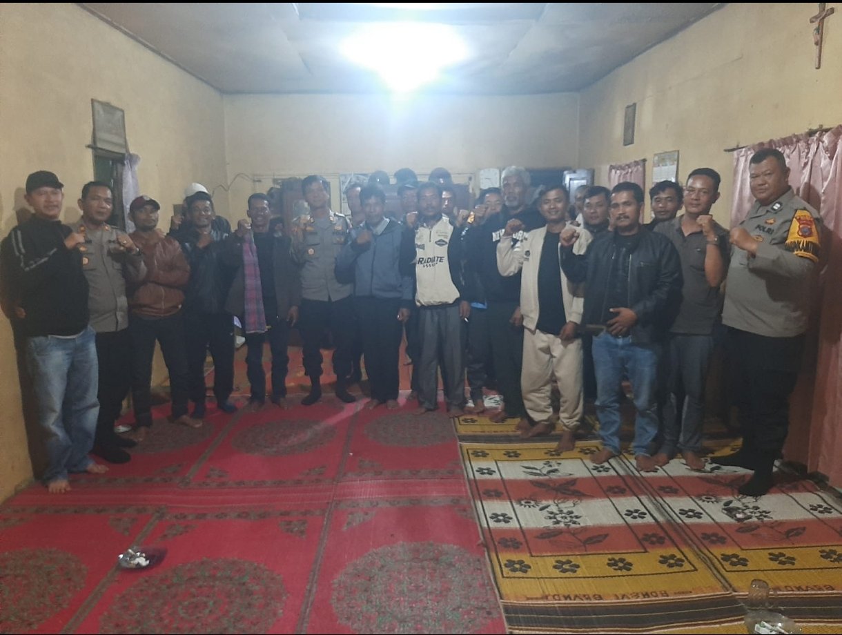 Screenshot_2025-11-16-20-59-52-083_com.whatsapp.w4b-edit