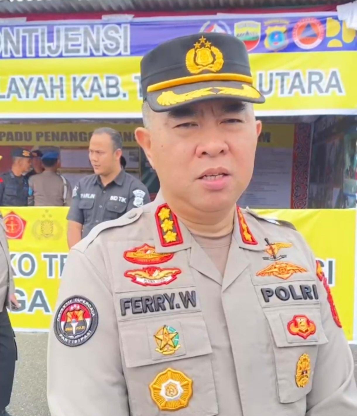 Screenshot_2025-11-28-16-35-28-934_com.whatsapp.w4b-edit