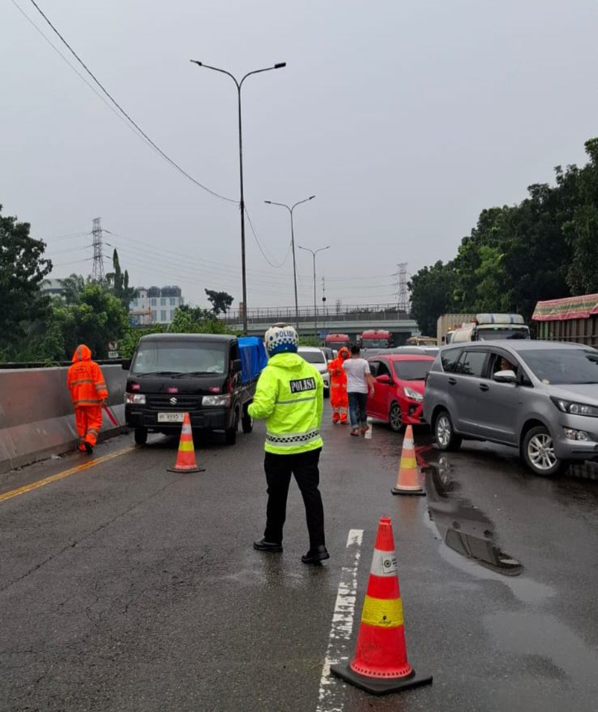 Screenshot_2025-11-28-16-46-51-849_com.whatsapp.w4b-edit