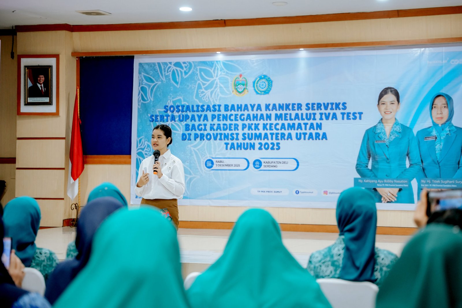 FOTO KETUA TP PKK SUMUT SOSIALISASI BAHAYA KANKER SERVIKS 4