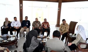 GUBSU TERIMA KUNJUNGAN WALIKOTA PALU 08