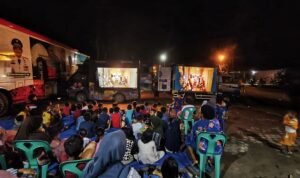 PENGUNGSI NONTON BARENG 03