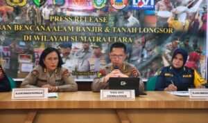 Screenshot_2025-12-04-12-07-47-947_com.whatsapp.w4b-edit