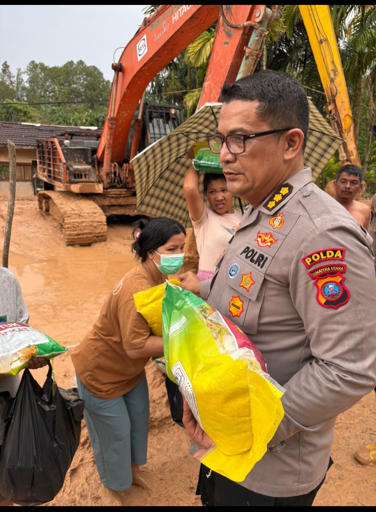 Screenshot_2025-12-07-09-13-13-876_com.whatsapp.w4b-edit