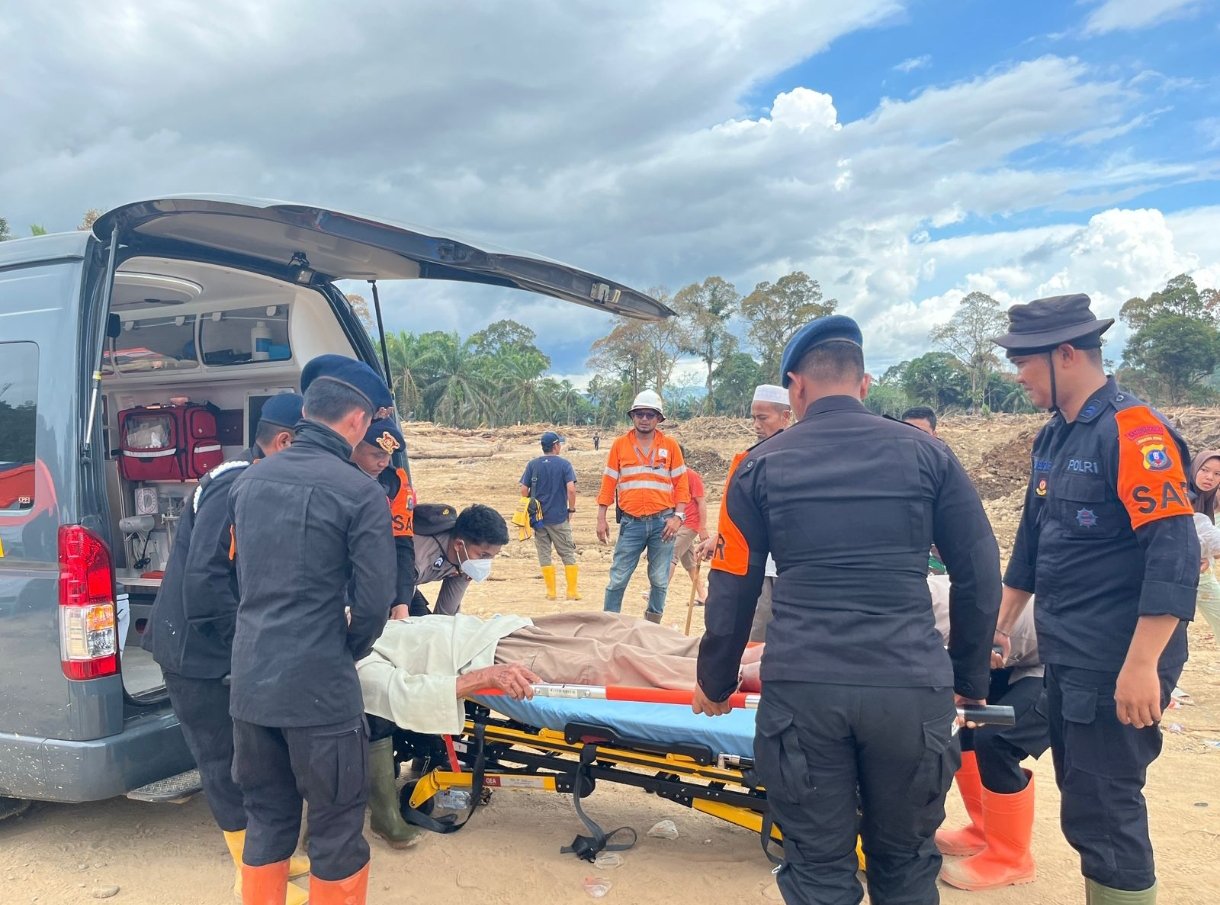 Screenshot_2025-12-07-09-26-22-832_com.whatsapp.w4b-edit