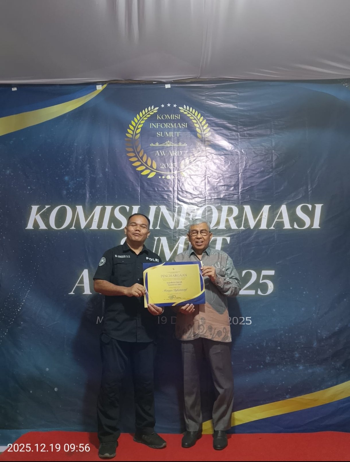 Screenshot_2025-12-21-17-06-43-488_com.whatsapp.w4b-edit