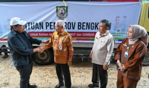 Wagubsu terima bantuan dari Pemprov Bengkulu 6
