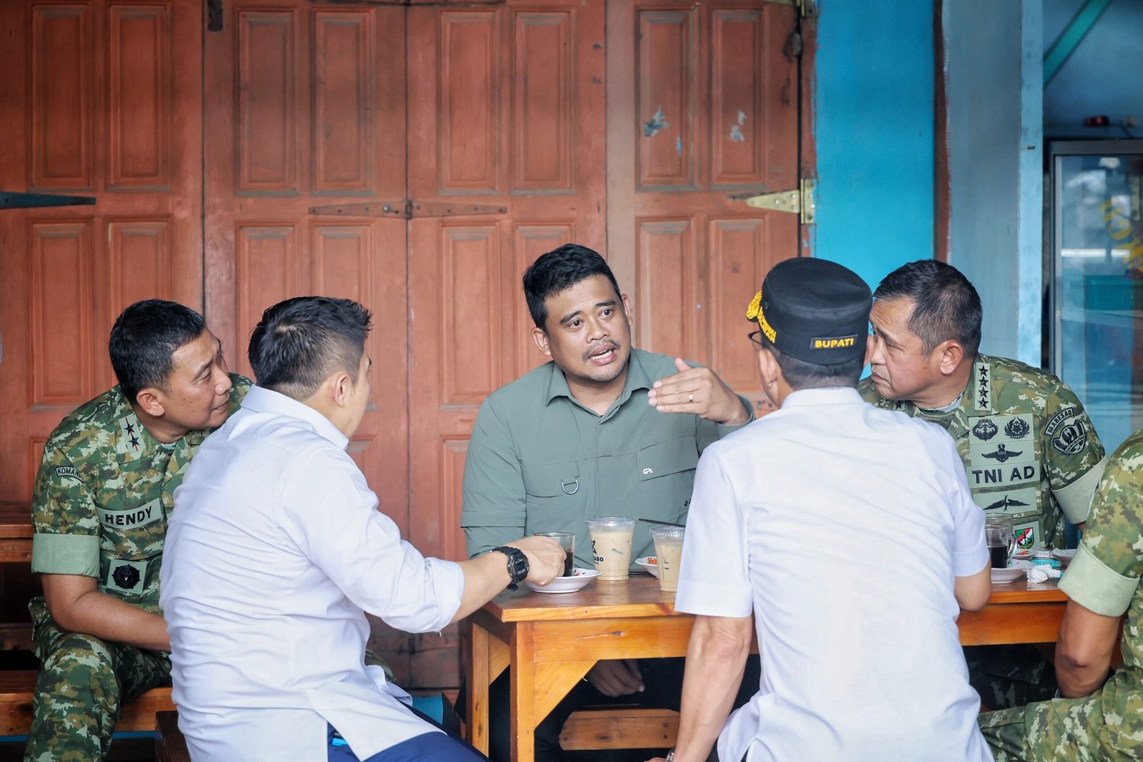 FOTO GUBERNUR SUMUT DISAMBUT ANTUSIAS MASYARAKAT TAPANULI SELATAN 4