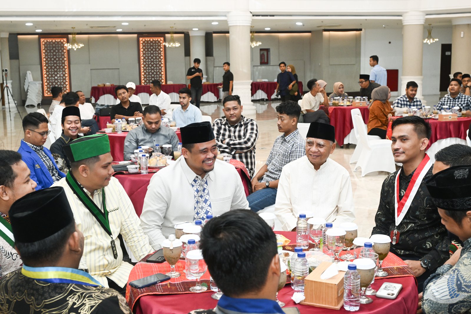 Gubernur buka bersama Cipayung Plus -1 (1).jpg