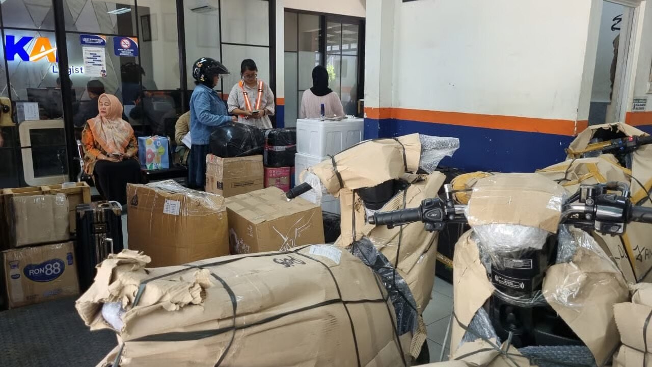 KAI Logistik Catat 5.740 Ton Angkutan Selama Ramadan–Idul Fitri, Siap Optimalkan Layanan Arus Balik (3)