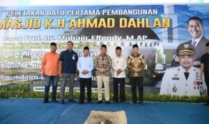 Peletakan Batu Pertama Pembangunan Mesjid KH Ahmad Dahlan -2.jpg