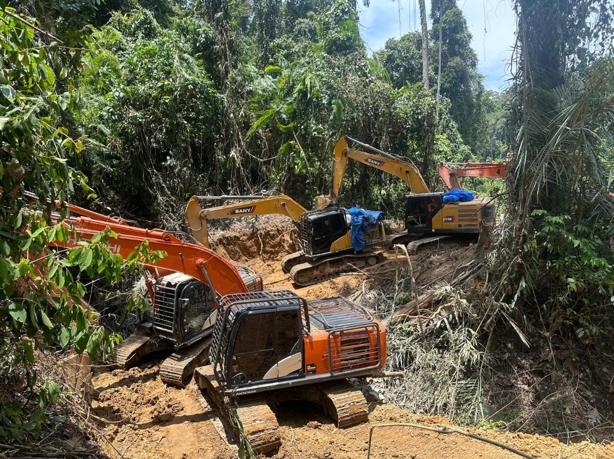 Screenshot_2026-03-04-09-28-46-912_com.whatsapp.w4b-edit