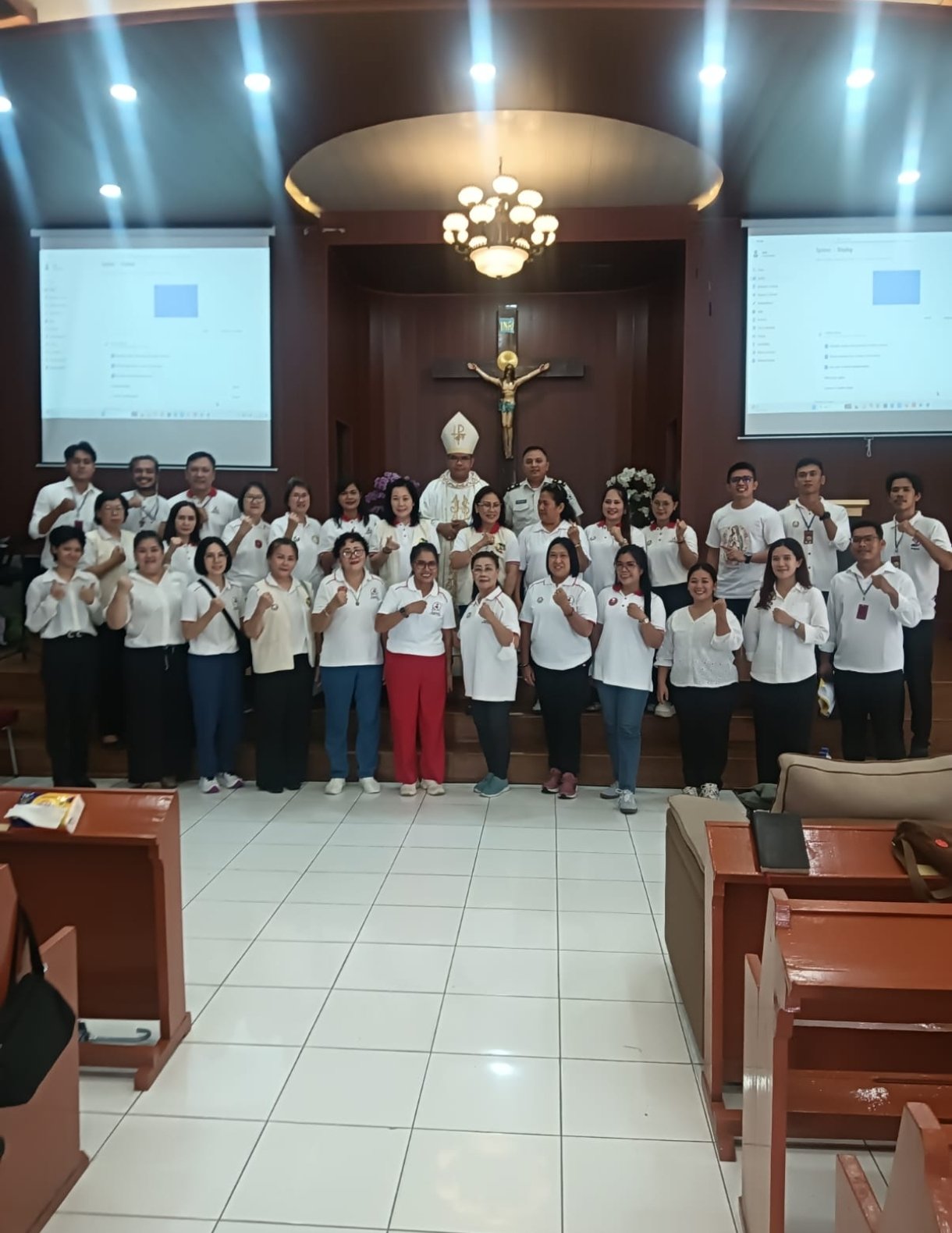 Screenshot_2026-04-14-10-36-27-638_com.whatsapp.w4b-edit