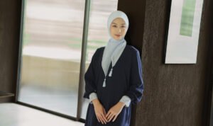 Bukan Cuma Hijab Paris Polos, napocut Kenalkan 4 Variasi Hijab Segiempat Paris Tegak Paripurna.jpg