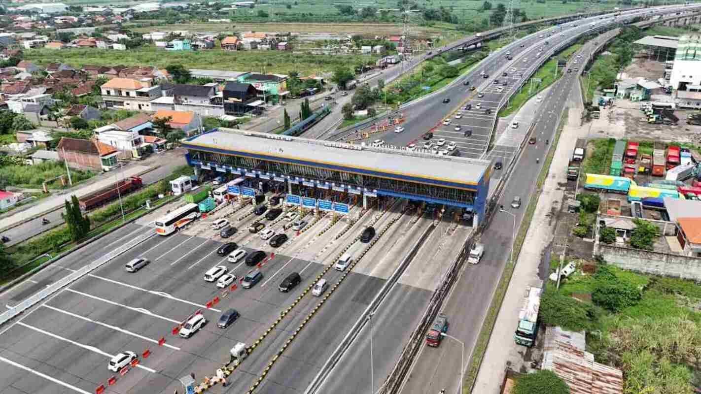 Momentum Libur Panjang Dongkrak Mobilitas Wisata, Perjalanan Menuju Jawa Timur Selatan Meningkat