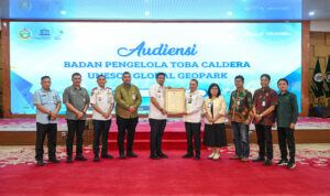 Audiensi Badan Pengelola Kaldera Toba 5.jpg