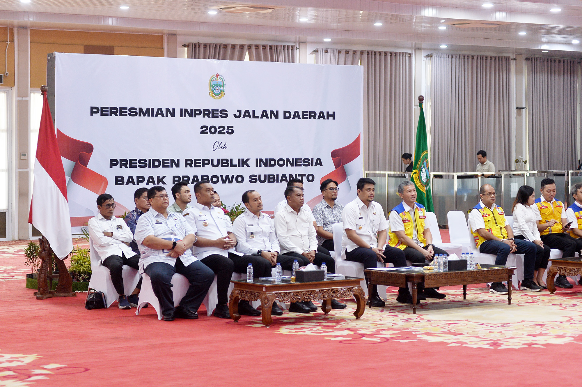 Gubsu hadiri peresmian inpres jalan daerah (1).jpg