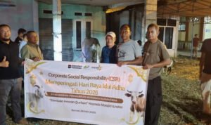 Holding Perkebunan Nusantara Tebar Manfaat Idul Adha, KPBN Unit Dumai Salurkan Hewan Kurban untuk Masyarakat.jpg