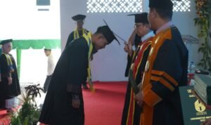 Bupati-Asahan-Hadiri-Wisuda-613-Sarjana-Angkatan-XXXVI-UNA-1536x1024_copy_700x500